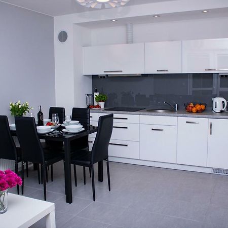 Apartament Z Ogrodkiem Trzesacz Bagian luar foto