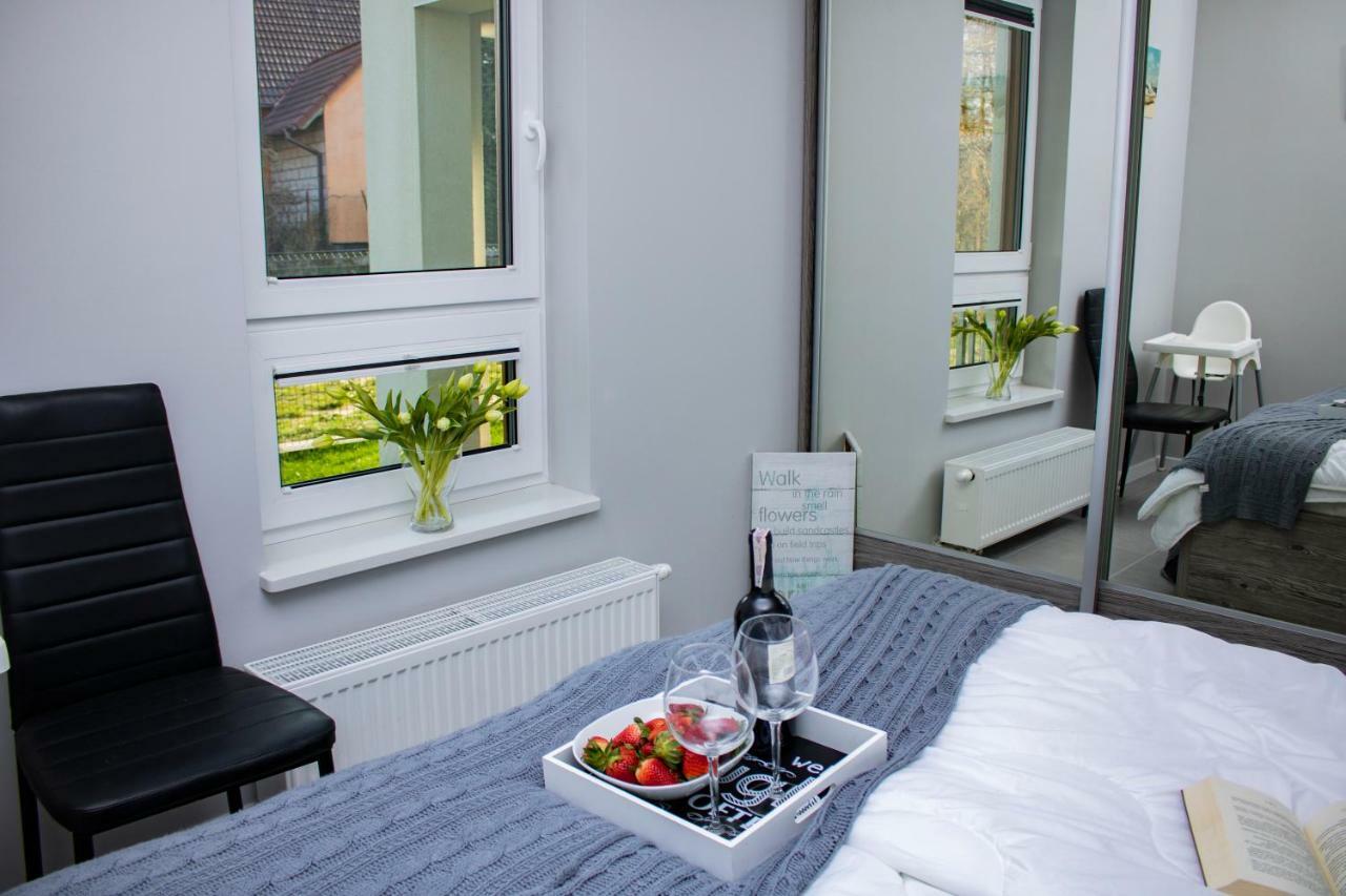Apartament Z Ogrodkiem Trzesacz Bagian luar foto