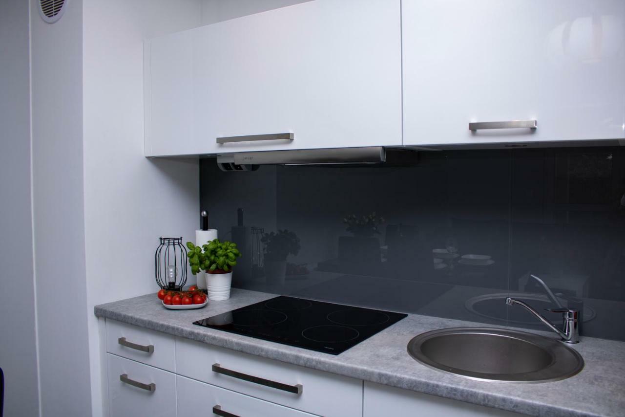 Apartament Z Ogrodkiem Trzesacz Bagian luar foto