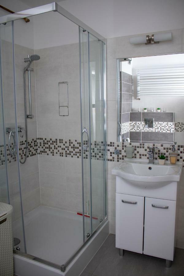 Apartament Z Ogrodkiem Trzesacz Bagian luar foto