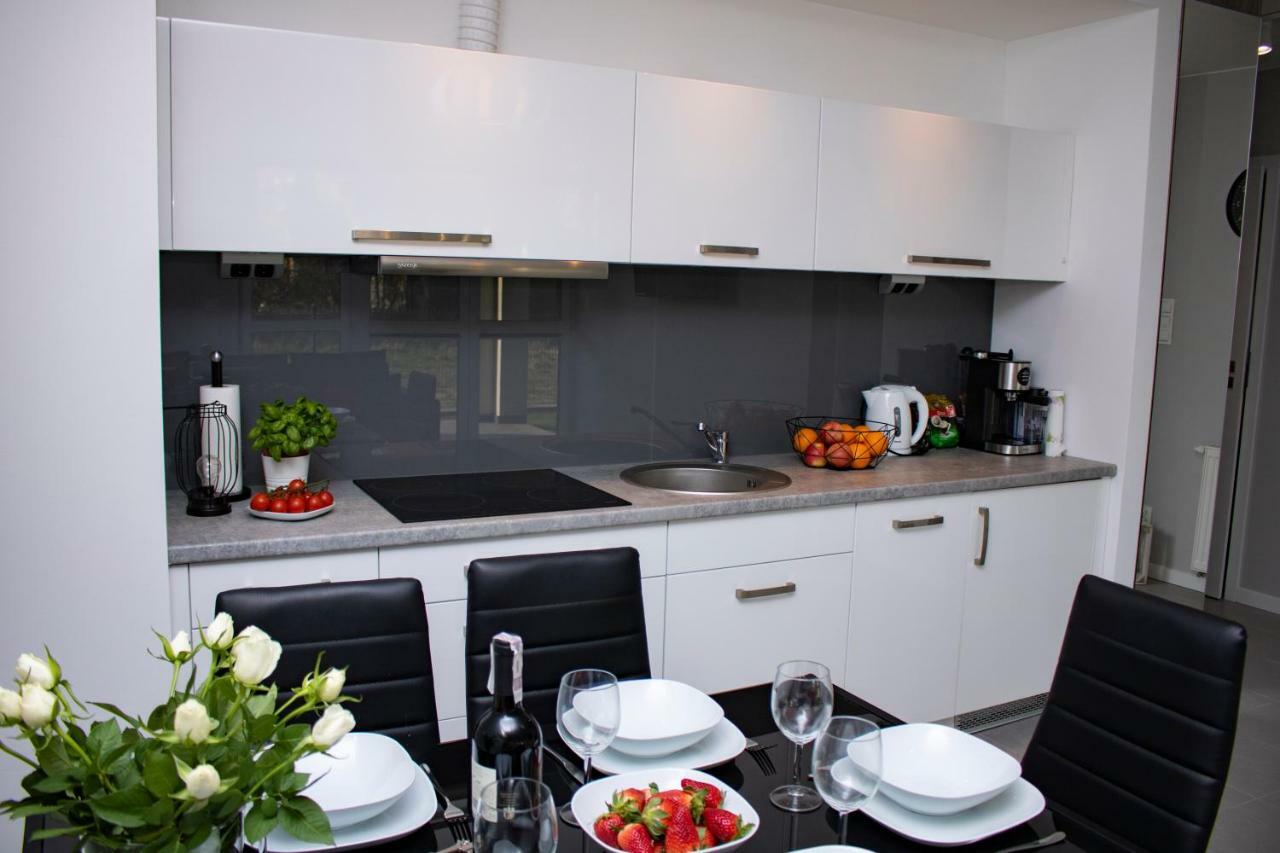 Apartament Z Ogrodkiem Trzesacz Bagian luar foto